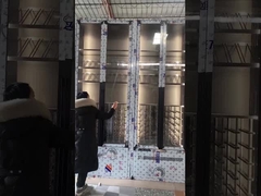 Luksusowy składany bar ma szklaną, łatwą do przenoszenia stalową szafkę na wino