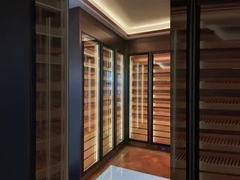 Czarne szkło do salonu Luksusowe nowoczesne szafki na wino Marka MINXINLONG