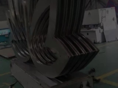 304 Specjalnie zaprojektowane lustro Sliver Violet Outdoor Garden Sculpture ze stali nierdzewnej