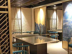 Złota ściana ekranowa ze stali nierdzewnej