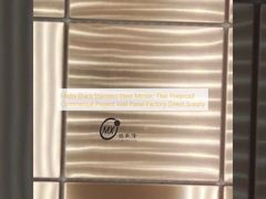 Matowe czarne mozaiki ze stali nierdzewnej Ognioodporny projekt komercyjny Panel ścienny Bezpośrednia dostawa z fabryki