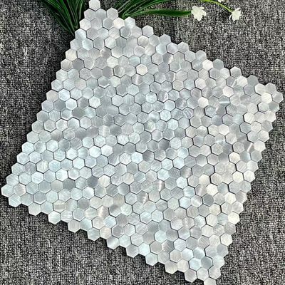 Dobra cena. Zwierciadło ZAKONCZENIE POZWÓLNE WZORNIK Z NIEPRAWDZONOŚCIĄ w Internecie