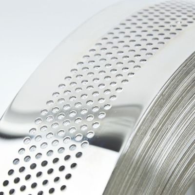 Dobra cena. Dziurkowane lustro polerowane cewki ze stali nierdzewnej JIS 304 Antirust w Internecie